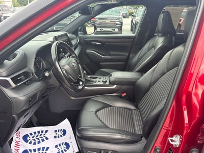 2021 Toyota Highlander XSE