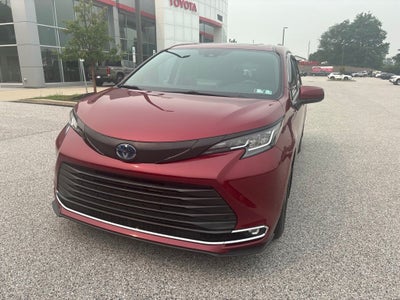 2021 Toyota Sienna XLE 7 Passenger