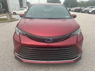 2021 Toyota Sienna XLE 7 Passenger