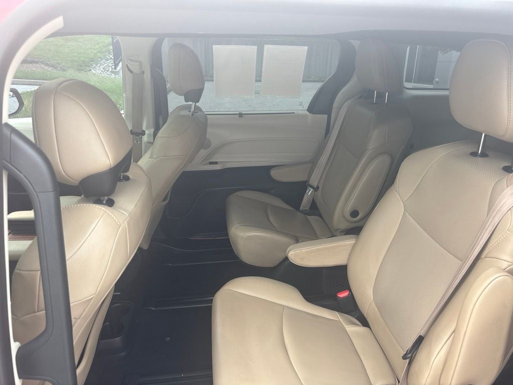 2021 Toyota Sienna XLE 7 Passenger