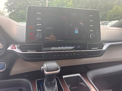 2021 Toyota Sienna XLE 7 Passenger