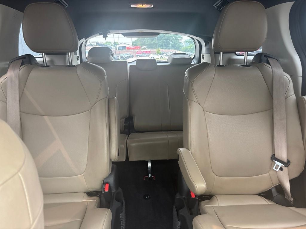 2021 Toyota Sienna XLE 7 Passenger