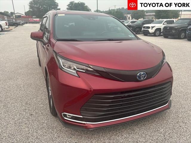 2021 Toyota Sienna XLE 7 Passenger