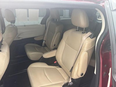 2021 Toyota Sienna XLE 7 Passenger