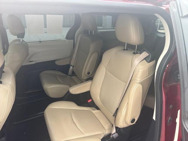 2021 Toyota Sienna XLE 7 Passenger