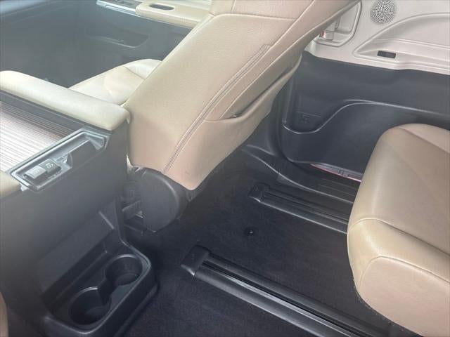 2021 Toyota Sienna XLE 7 Passenger