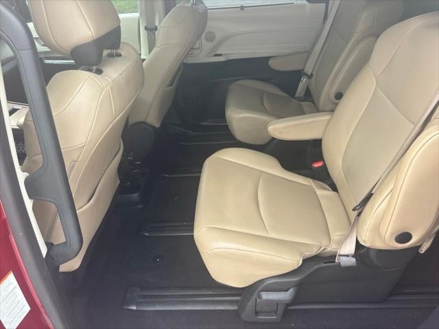 2021 Toyota Sienna XLE 7 Passenger