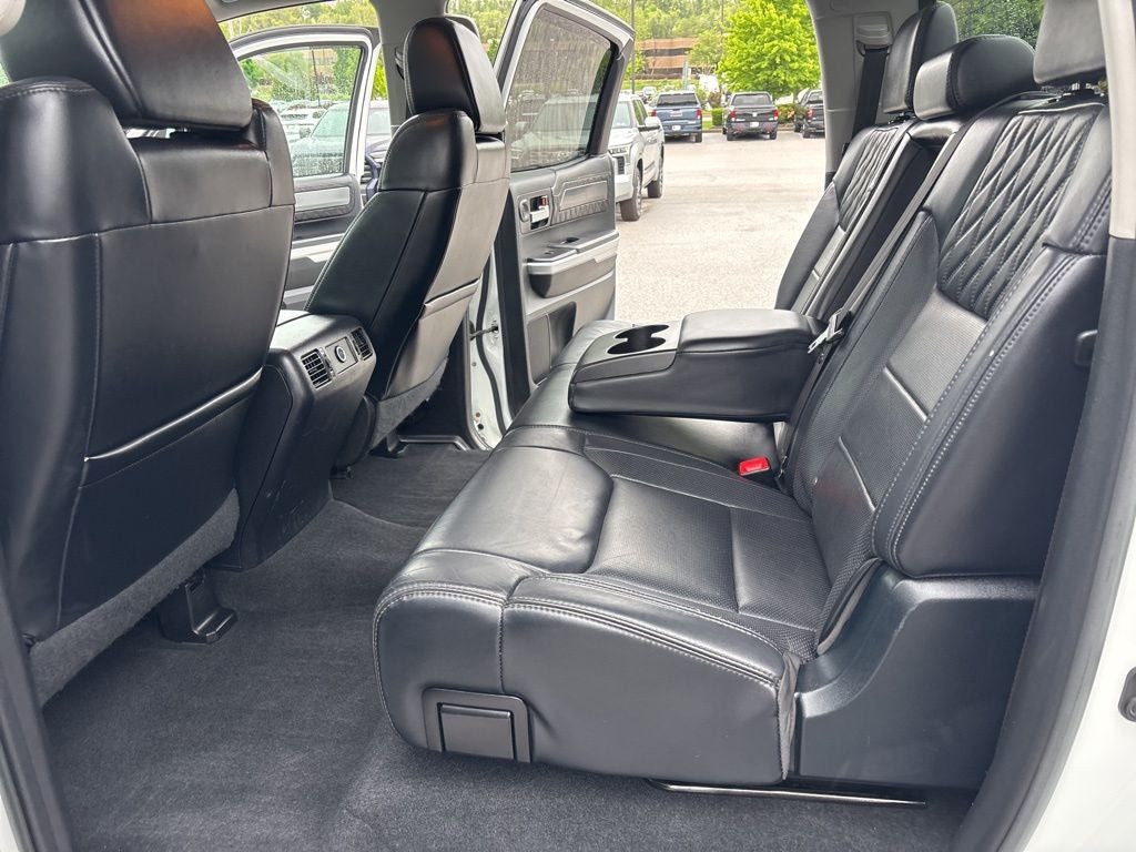 2017 Toyota Tundra Platinum 5.7L V8