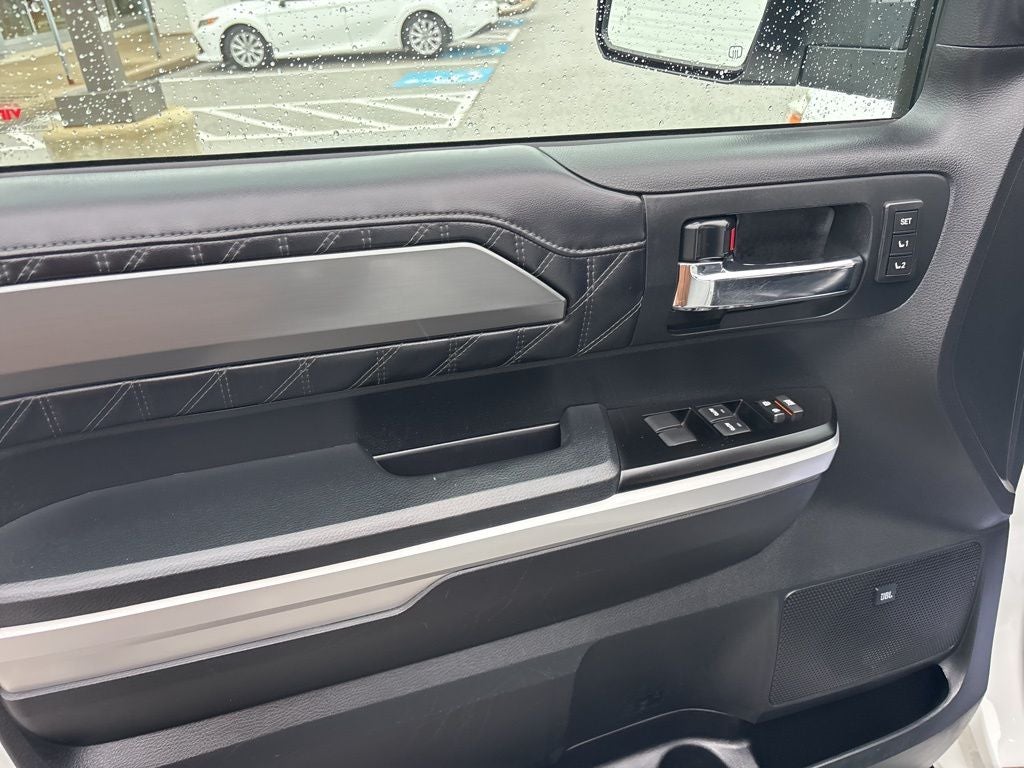 2017 Toyota Tundra Platinum 5.7L V8