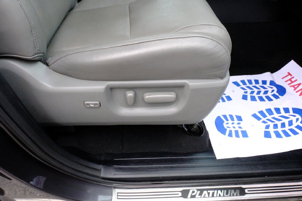 2013 Toyota Tundra Platinum 5.7L V8
