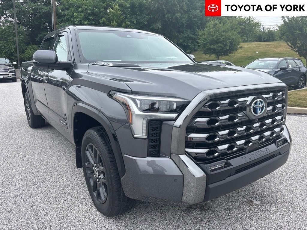 2023 Toyota Tundra Hybrid Platinum