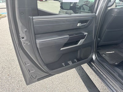 2023 Toyota Tundra Hybrid Platinum