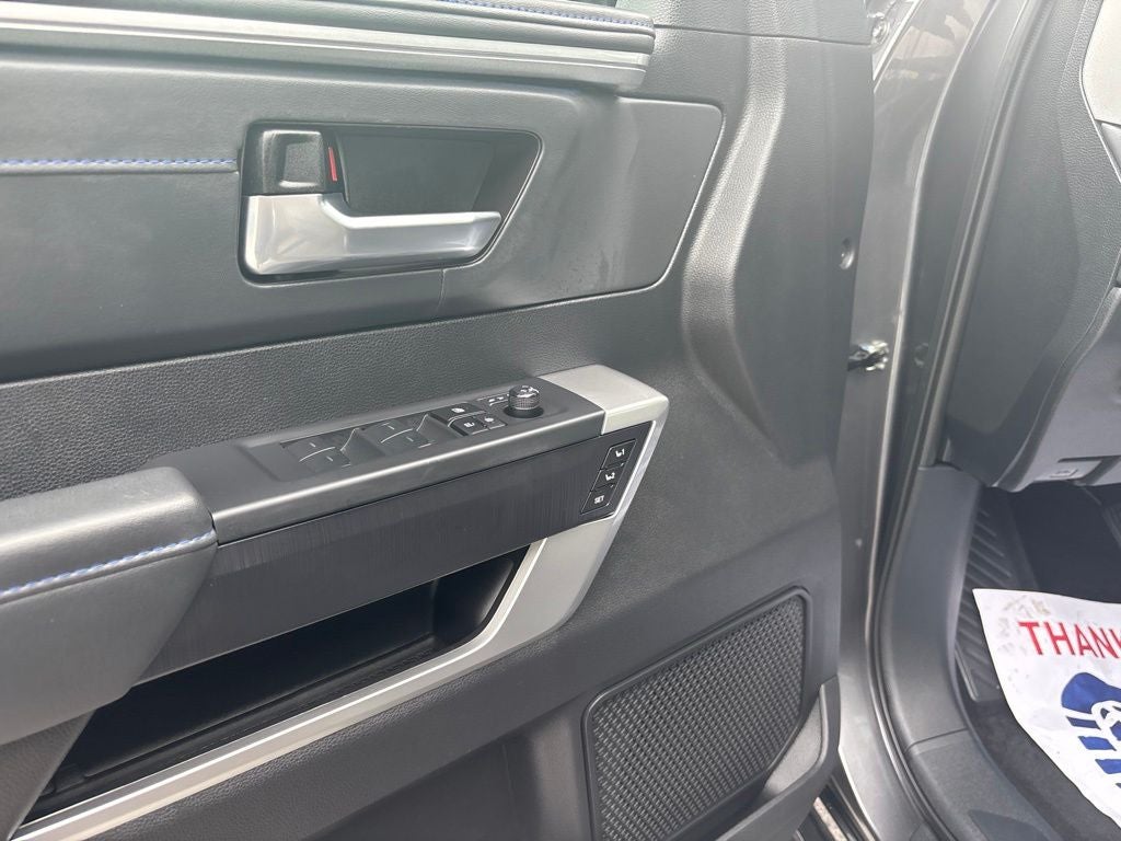 2023 Toyota Tundra Hybrid Platinum
