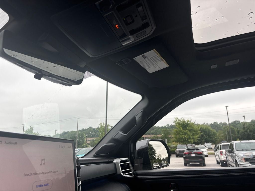 2023 Toyota Tundra Hybrid Platinum