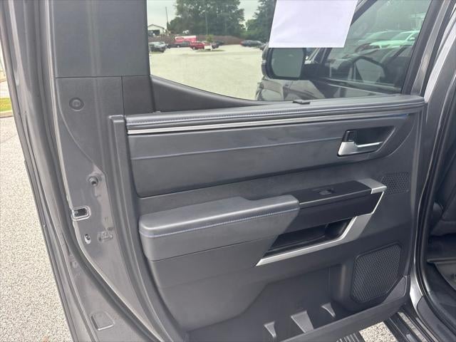2023 Toyota Tundra Hybrid Platinum