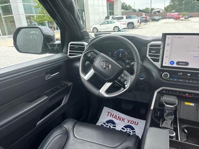 2023 Toyota Tundra Hybrid Platinum