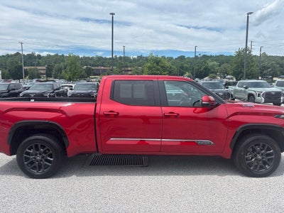 2025 Toyota Tundra Hybrid Platinum