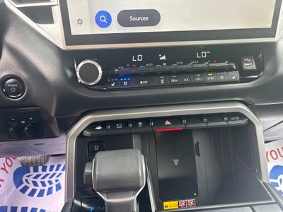 2025 Toyota Tundra Hybrid Platinum