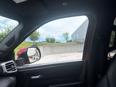2025 Toyota Tundra Hybrid Platinum