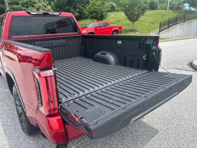2025 Toyota Tundra Hybrid Platinum