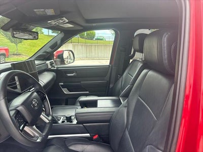 2025 Toyota Tundra Hybrid Platinum