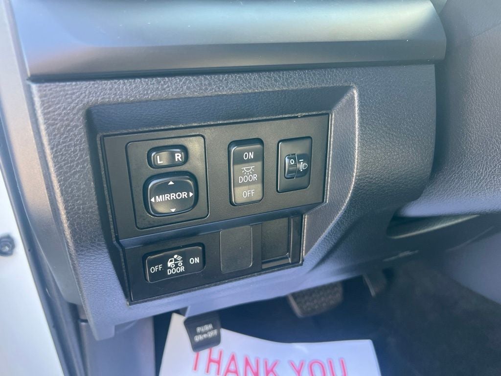 2017 Toyota Tundra SR 4.6L V8