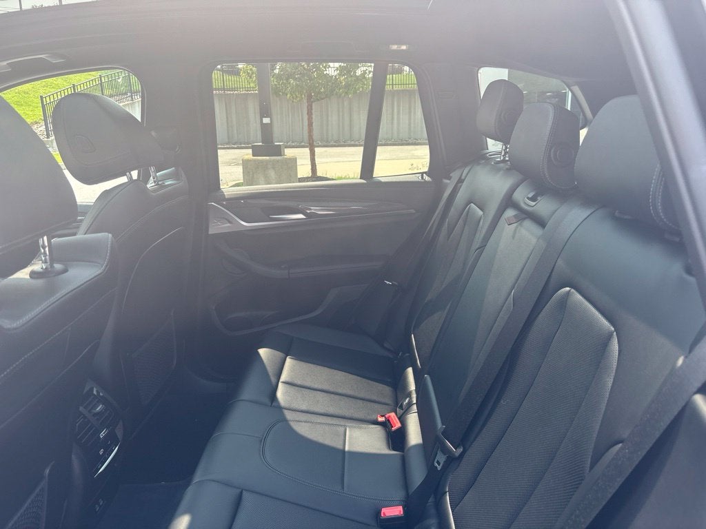 2024 BMW X3 M40i