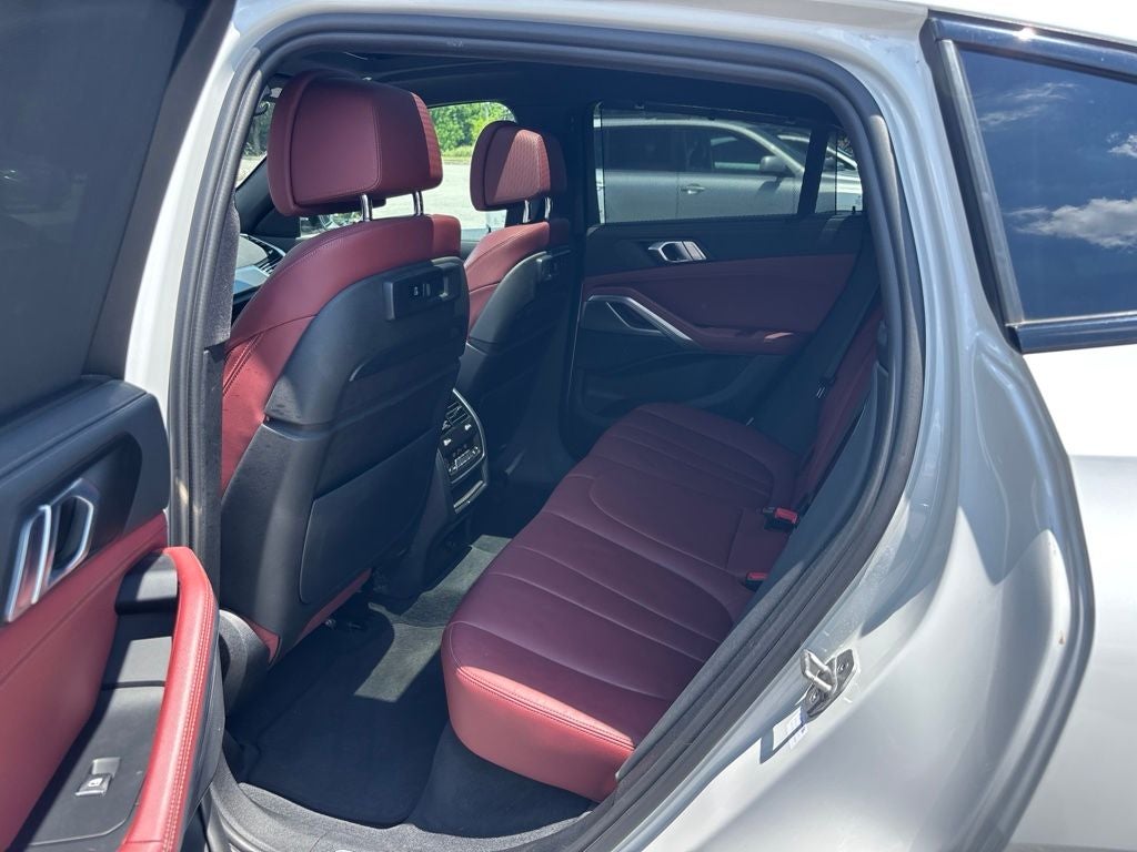 2022 BMW X6 xDrive40i