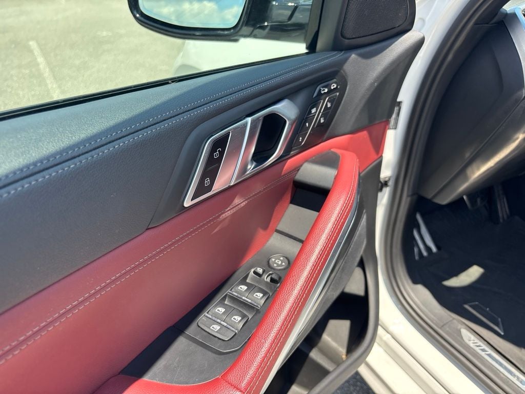 2022 BMW X6 xDrive40i
