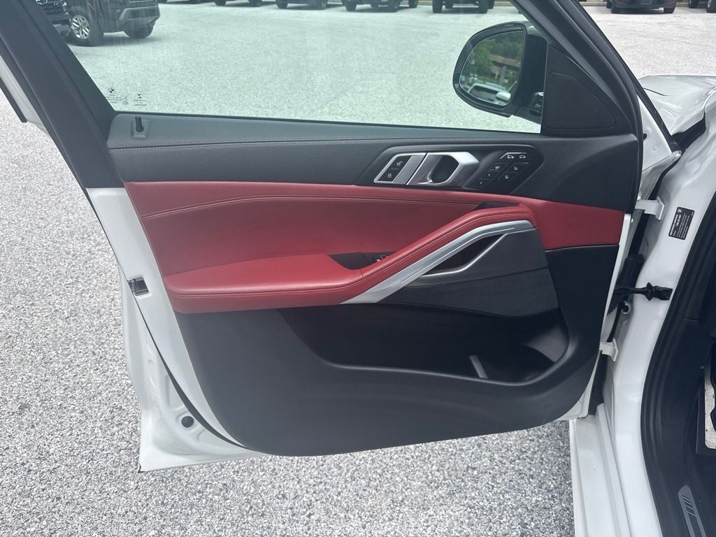 2022 BMW X6 xDrive40i