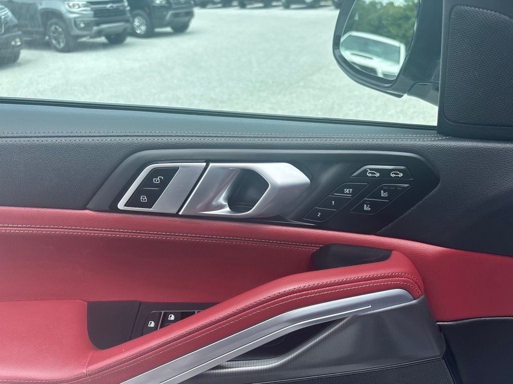 2022 BMW X6 xDrive40i