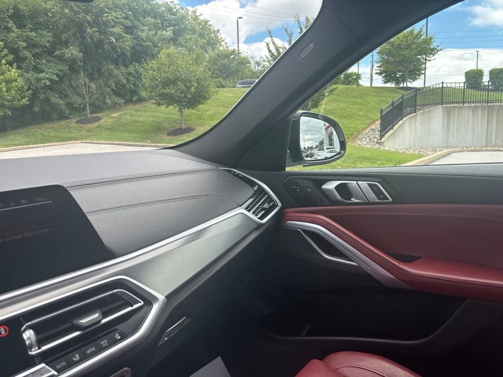2022 BMW X6 xDrive40i