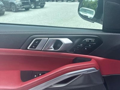 2022 BMW X6 xDrive40i