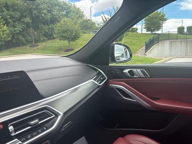 2022 BMW X6 xDrive40i
