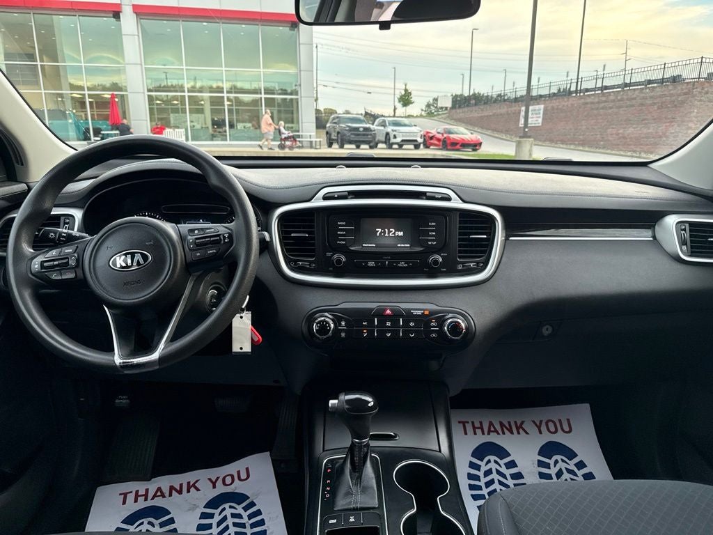 2017 Kia Sorento LX