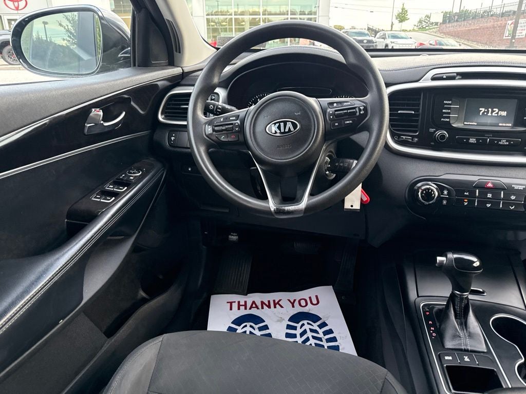 2017 Kia Sorento LX