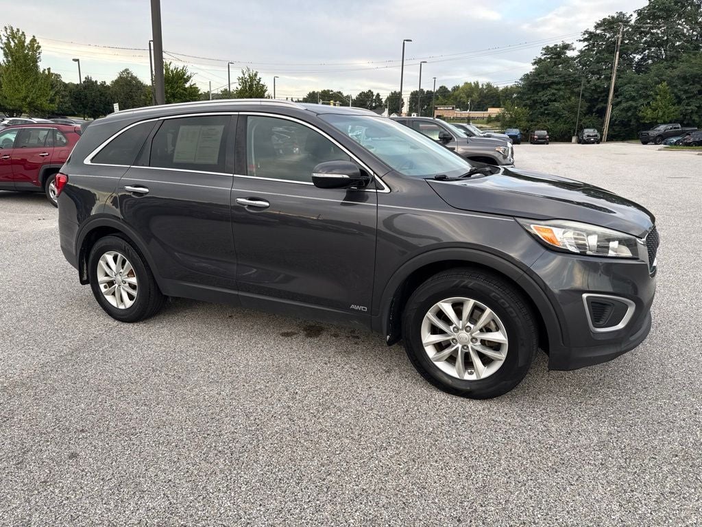 Used 2017 Kia Sorento LX with VIN 5XYPGDA39HG229650 for sale in York, PA