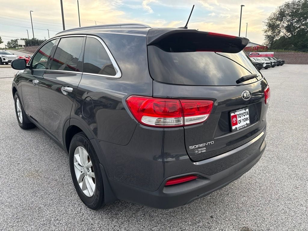 2017 Kia Sorento LX