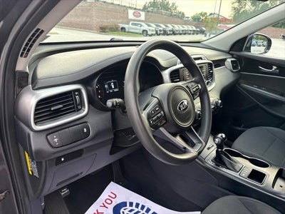 2017 Kia Sorento LX