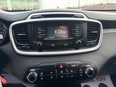 2017 Kia Sorento LX