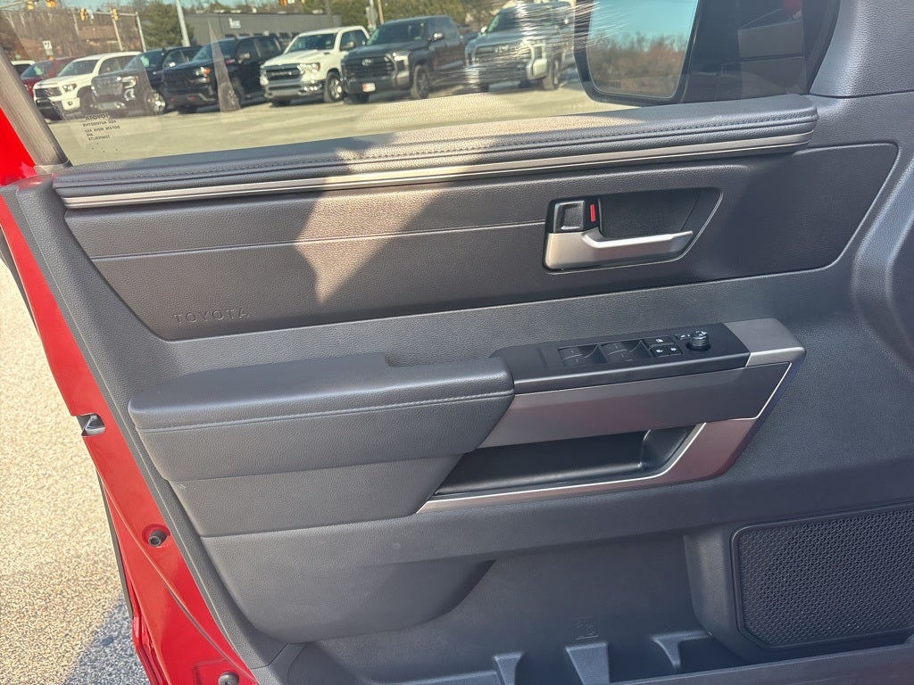 2024 Toyota Sequoia SR5