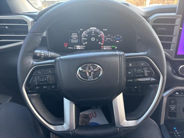 2024 Toyota Sequoia SR5