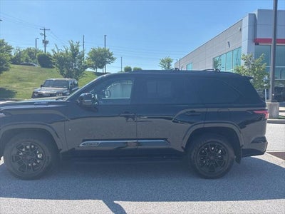 2025 Toyota Sequoia Platinum