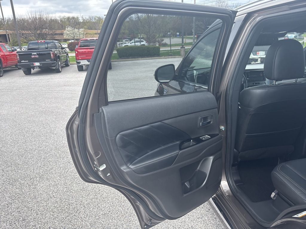 2019 Mitsubishi Outlander PHEV GT