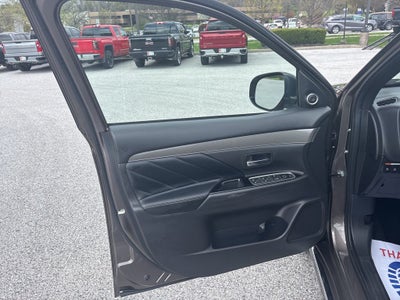 2019 Mitsubishi Outlander PHEV GT