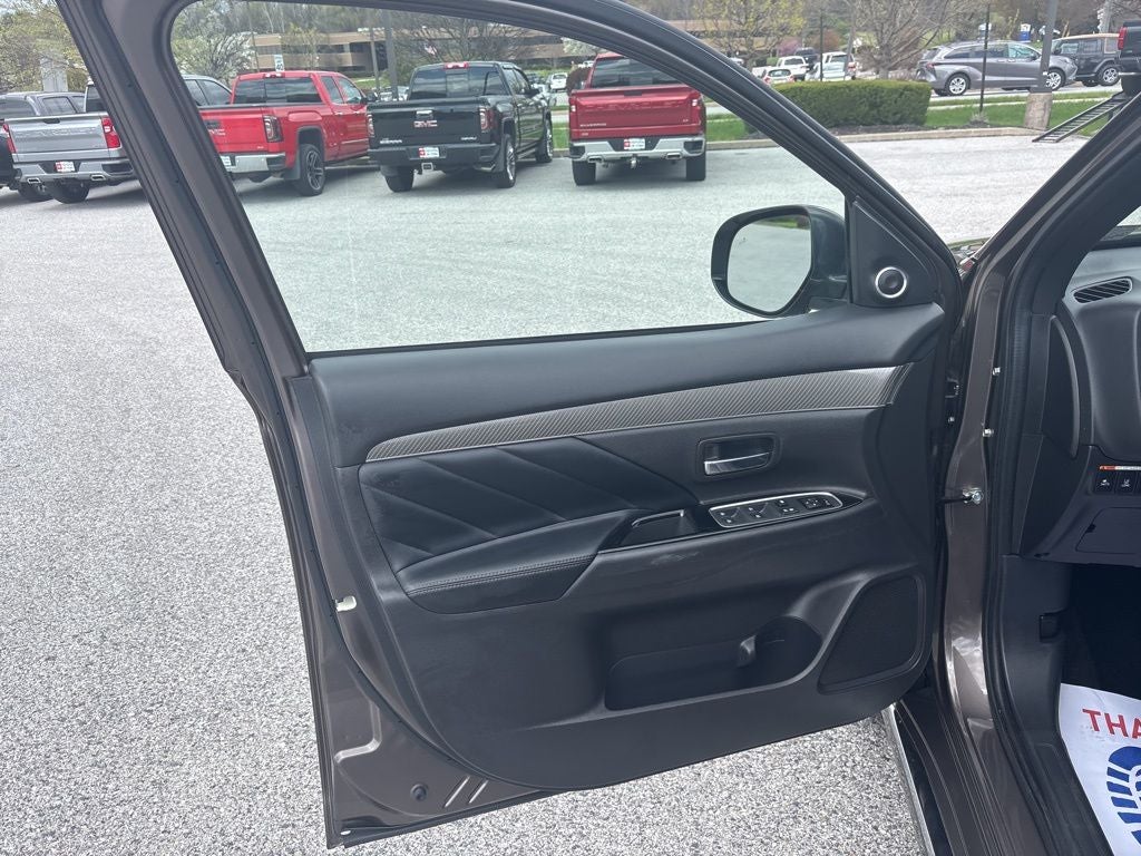 2019 Mitsubishi Outlander PHEV GT
