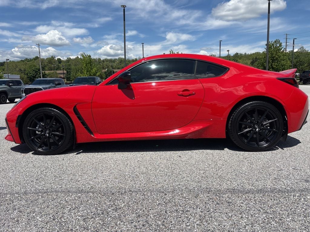 2024 Toyota GR86 Premium