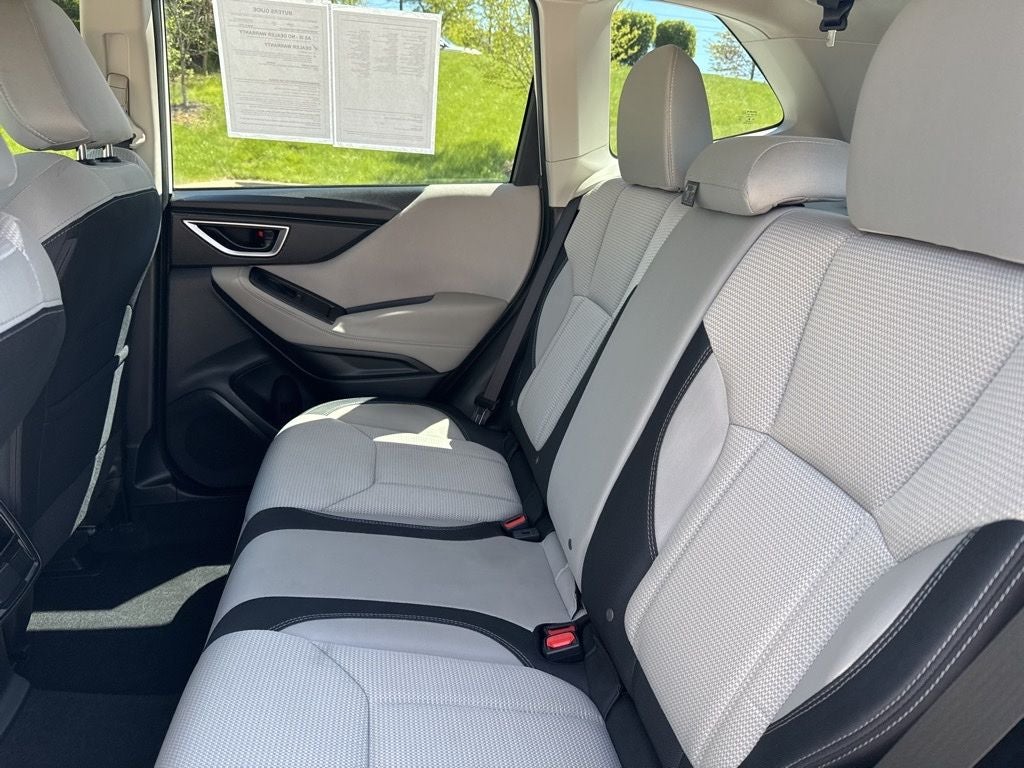 2023 Subaru Forester Base