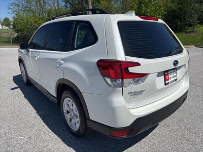 2023 Subaru Forester Base