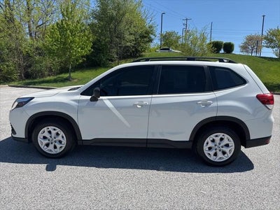 2023 Subaru Forester Base